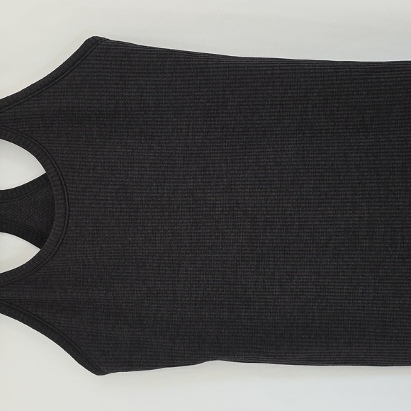 Lululemon Black Tank Top.  Size Extra Small - Picture 3 of 8